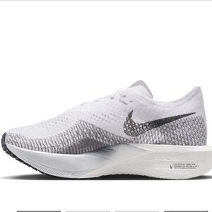 Nike Women's ZoomX Vaporfly Next% 3